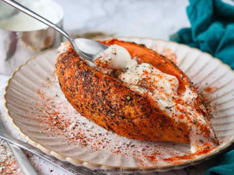 Air-Fryer-Sweet-Potato-Jackets-with-Greek-Yogurt