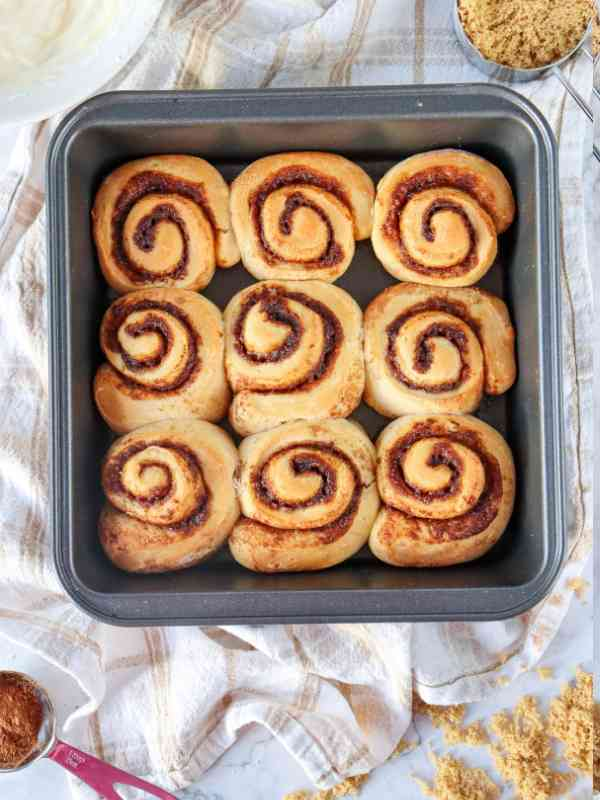 bake-the-homemade-cinnamon-roll-delight-recipe