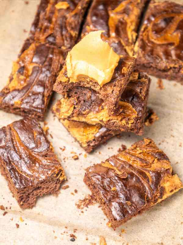 Best-Ways-to-Serve-Peanut-Butter-Brownies