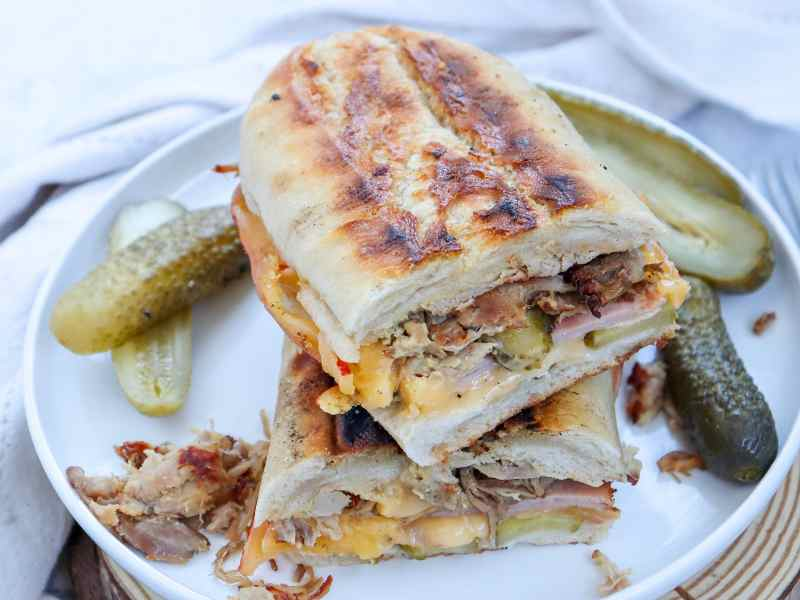 Cut-the-sandwich-into-smaller-pieces