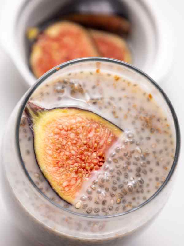 Health-Benefits-of-Chia-Seeds-and-Figs.