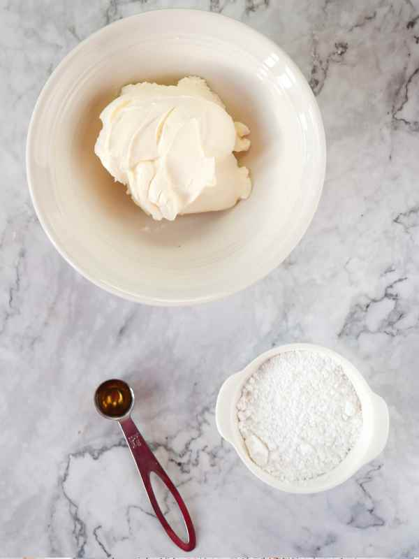 Make-the-Cinnamon-Filling.