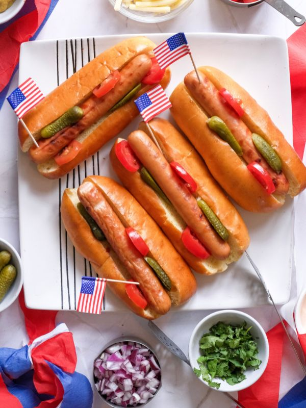 Assemble-the-Hot-Dogs.