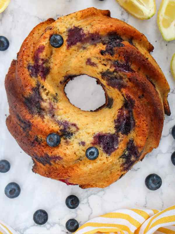 Let-the-Cake-Cool-Properly.