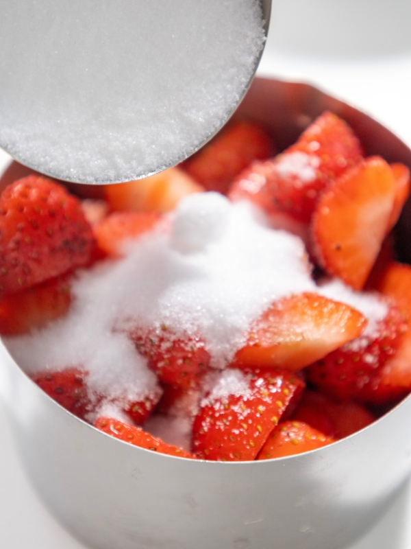 Make-the-Strawberry-Compote 