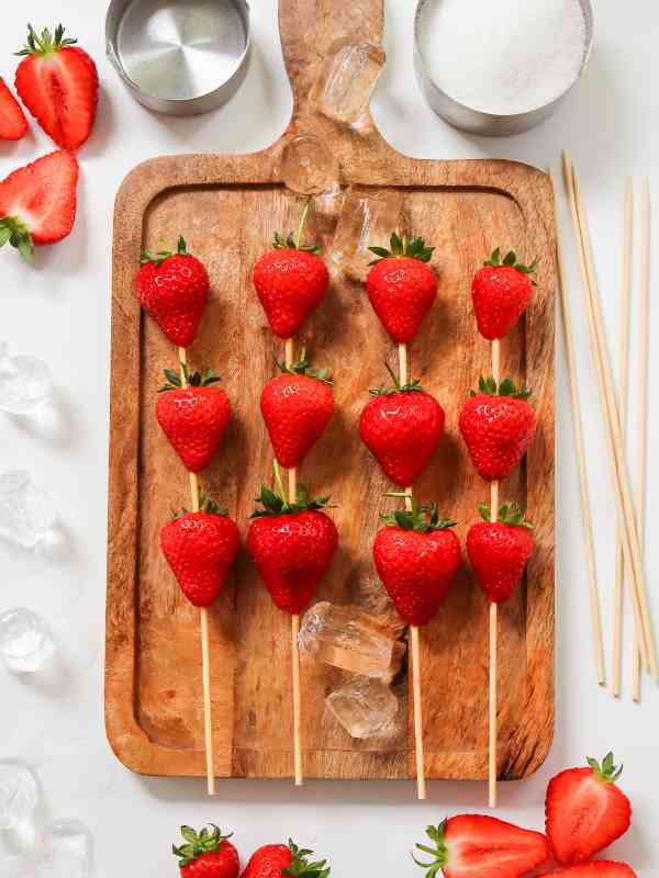 Skewer-the-strawberries