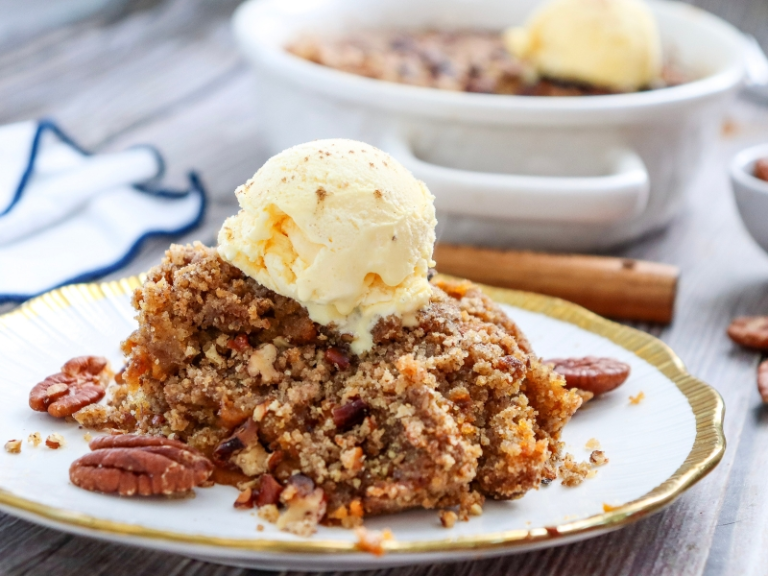 Clean-Eating-Pumpkin-Pie-Dump-Cake